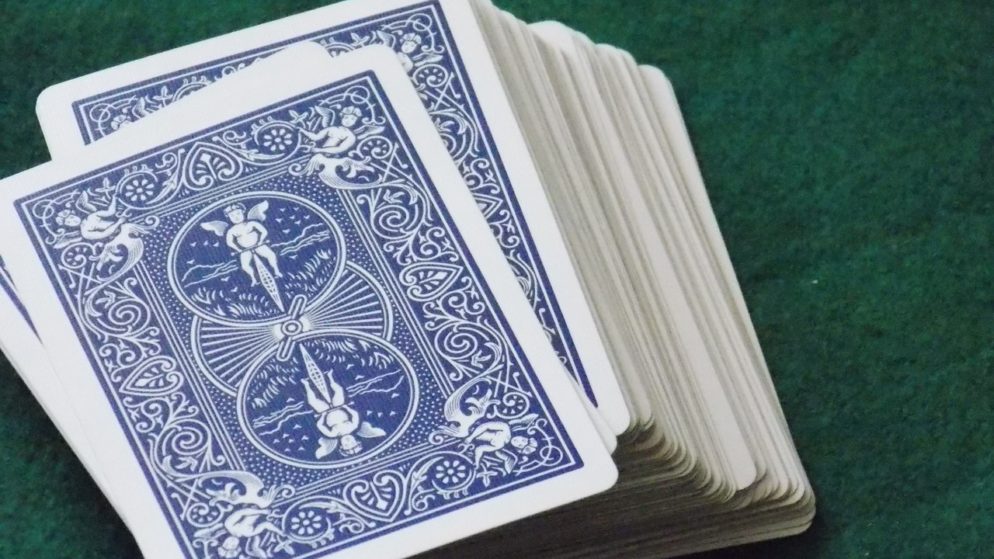 Playing Baccarat at the Online Casino